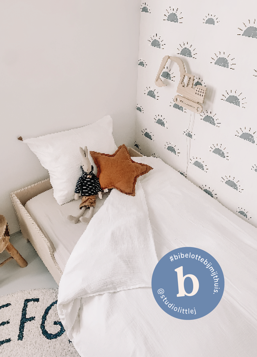 Behang Ochtendgloren denimblauw - Studio Little J